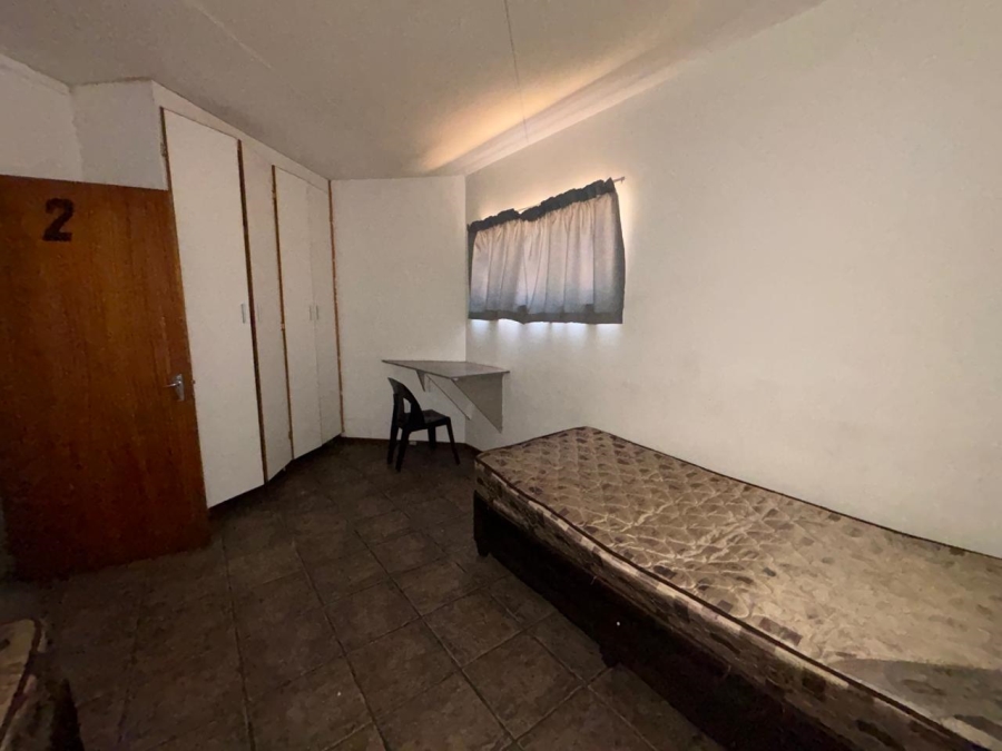 5 Bedroom Property for Sale in Willows Free State